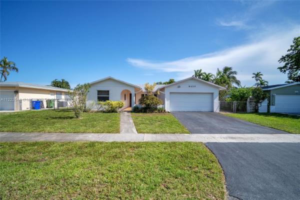 Rainbow Lakes, 9420 NW 24th Pl, Pembroke Pines, Florida 33024, image 1