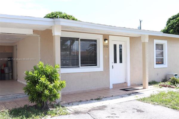 Englewood Manor, 3102 Giuliano Ave, Lake Worth Beach, Florida 33461, image 1