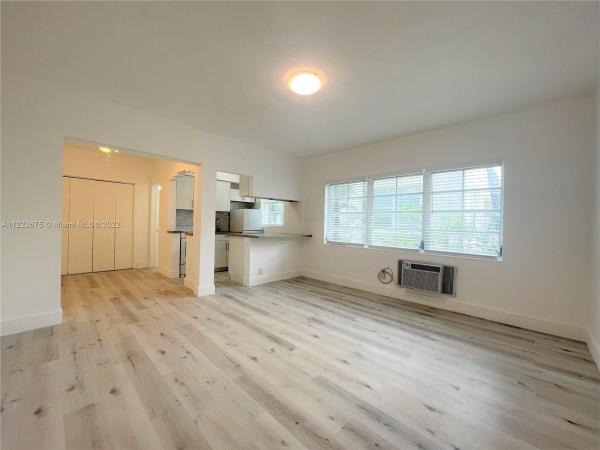 El Vicentin, 1021 Euclid Ave #9, Miami Beach, Florida 33139, image 1