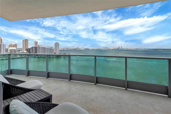 Jade Residences At Brickell Bay, 1331 Brickell Bay Dr #1801, Miami, Florida 33131, image 2