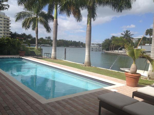 Pine Tree Palms, 4780 Pine Tree Dr #2, Miami Beach, Florida 33140, image 1