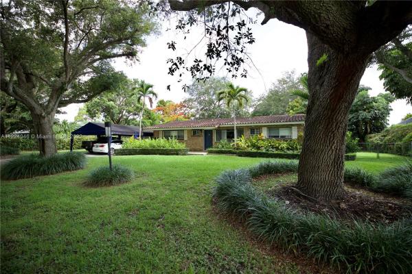 Pine Estates, 8225 SW 94th St, Kendall, Florida 33156, image 1