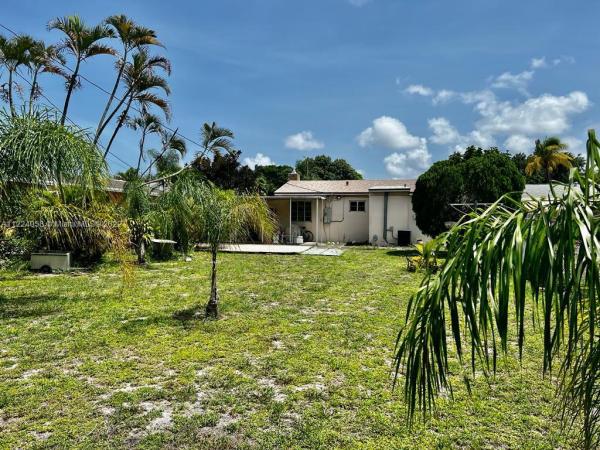 Hollywood Little Ranches, 2707 Adams St, Hollywood, Florida 33020, image 1