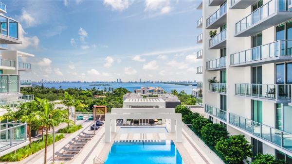 Quadro, 3900 Biscayne Blvd #S-518, Miami, Florida 33137, image 1