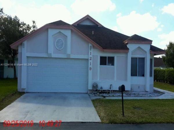 Hunter Glen, 1219 Scioto Rd, North Lauderdale, Florida 33068, image 1