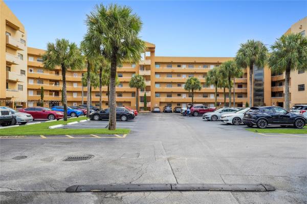 Celebrity Point, 15969 NW 64th Ave #307, Miami Lakes, Florida 33014, image 1
