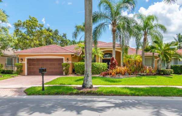 Eagle Run, 2562 Eagle Run Ln, Weston, Florida 33327, image 2