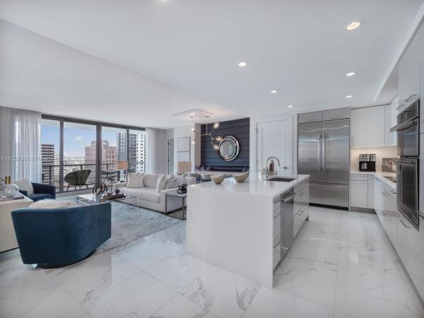 100 Las Olas, 100 E Las Olas Blvd #2102, Fort Lauderdale, Florida 33301, image 1