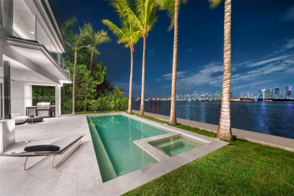 San Marino Island, 70 W San Marino Dr, Miami Beach, Florida 33139, image 1