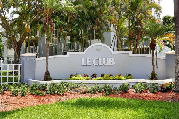 Le Club At Old Cutler, 8590 SW 212th St #112, Cutler Bay, Florida 33189, image 2