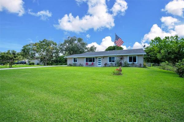 Seligman Durango Estates, 4811 SW 199th Ave, Southwest Ranches, Florida 33332, image 1