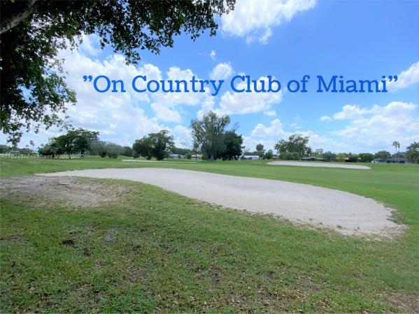 Country Club Of Miami Fairway Townhouses, 19240 Bobolink Dr, Hialeah, Florida 33015, image 1