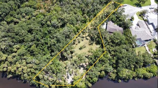 Winding Creek, 2007 Winding Creek Ln, Fort Pierce, Florida 34981, image 1