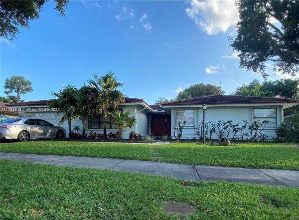 Kendall Place, 12020 SW 93rd St, The Crossings, Florida 33186, image 1