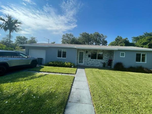 Golden Gate, 231 Grant Dr, Coral Gables, Florida 33133, image 1