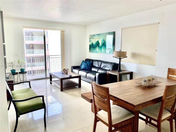 Downtown Dadeland, 7280 SW 89th St #D503, Kendall, Florida 33156, image 2