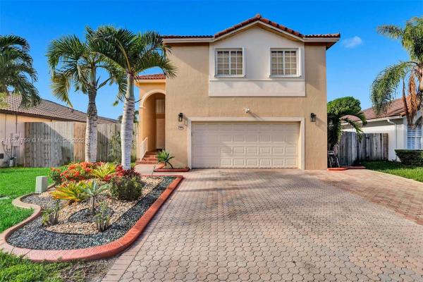 Spanish Lakes, 7866 NW 193rd Ter, Hialeah, Florida 33015, image 2