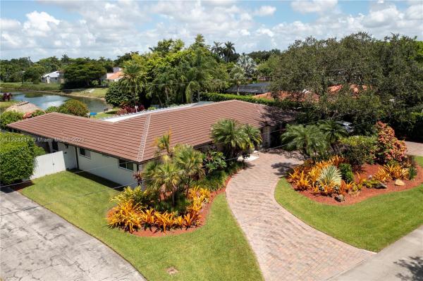 Kendall Park Estates, 10740 SW 74th Ct, Pinecrest, Florida 33156, image 1
