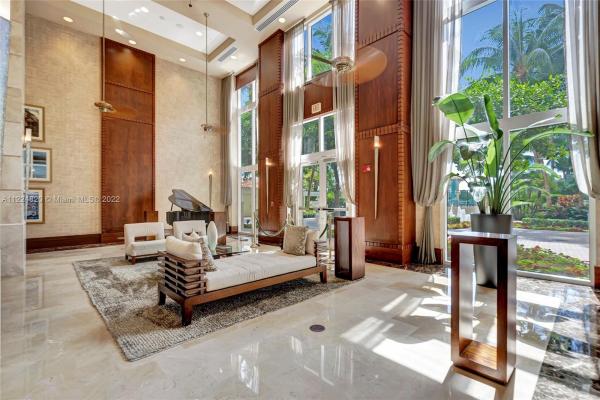 Turnberry On The Green, 19501 W Country Club Dr #914, Aventura, Florida 33180, image 2
