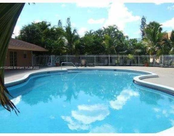 Sabal Pointe, 201 Bonnie Blvd #126, Palm Springs, Florida 33461, image 1