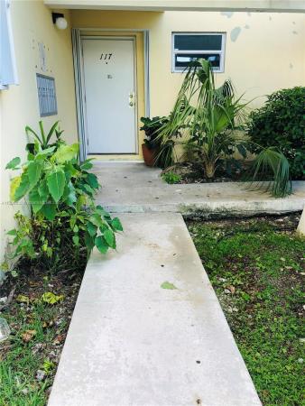 Village At Dadeland, 7310 SW 82nd St #A117, Glenvar Heights, Florida 33143, image 2