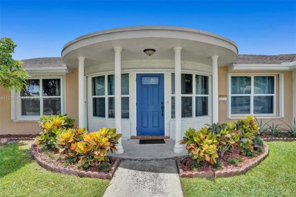 Coconut Creek Residential, 4420 NW 3rd St, Coconut Creek, Florida 33066, image 1