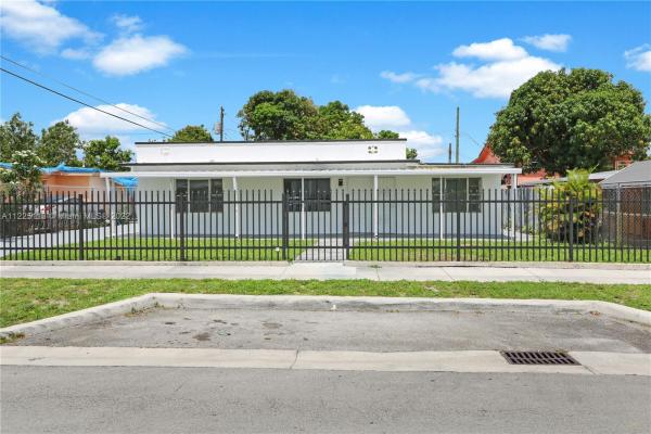 Sun Deck Village, 1860 E 9th Ave, Hialeah, Florida 33013, image 1
