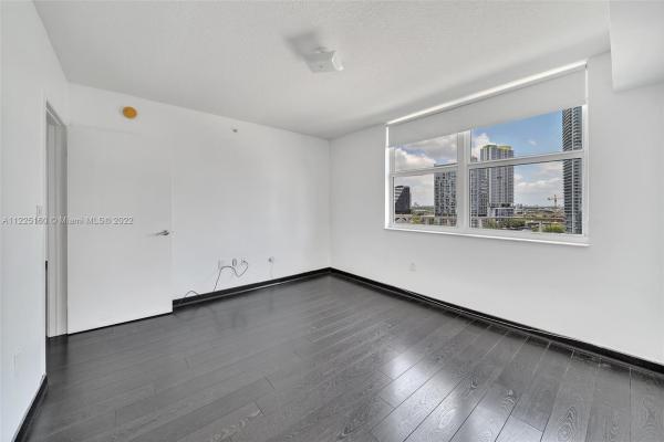 Brickell On The River North Tower, 31 SE 5th St #1407, Miami, Florida 33131, image 2