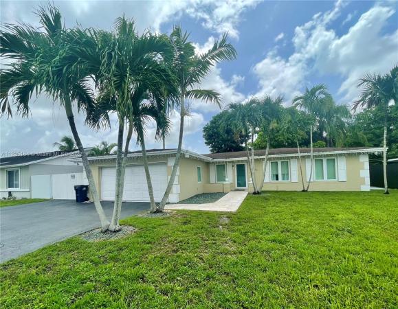 Winston Park, 8053 SW 133rd Pl, Kendale Lakes, Florida 33183, image 2
