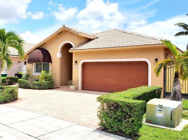 3349 SW 152nd Pl, Unincorporated Dade County, Florida 33185, image 2
