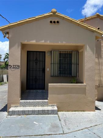 McKenzie, 2229 NW 6th St, Miami, Florida 33125, image 1