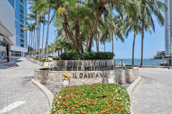 One Miami East, 335 S Biscayne Blvd #2809, Miami, Florida 33131, image 2