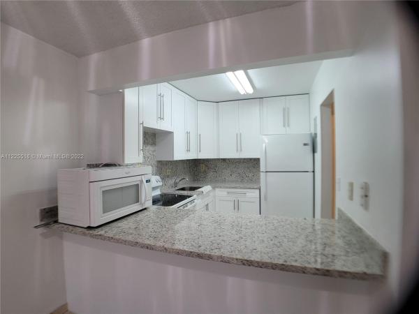 Westchester Luxury, 8990 SW 24th St #211, Westchester, Florida 33165, image 1