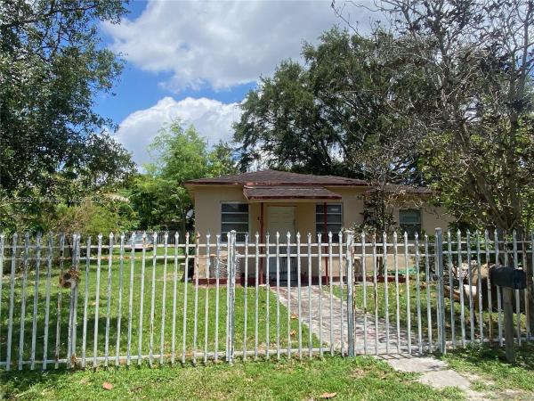 Unincorporated Dade County, Florida 33150, image 2