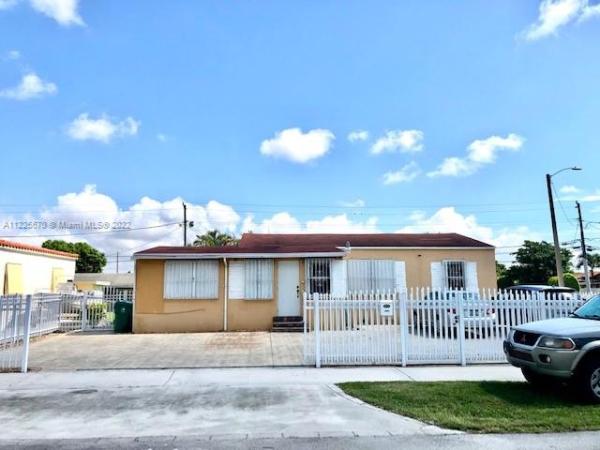 Le Jeune Manors, 3801 NW 12th St, Miami, Florida 33126, image 1