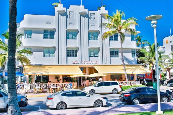 The Carlyle Deco Hotel, Miami Beach, Florida 33139, image 1