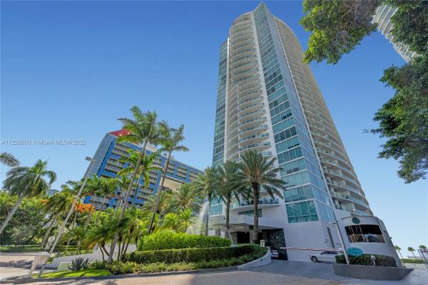 Skyline On Brickell, 2101 Brickell Ave #2003, Miami, Florida 33129, image 2