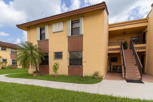 Terranova, 10897 NW 7th St #14-29, Fountainebleau, Florida 33172, image 1
