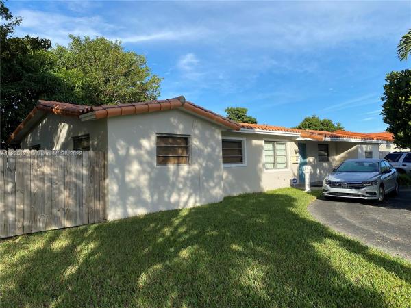 Coral Gardens, 3044 SW 92nd Ct, Westchester, Florida 33165, image 2