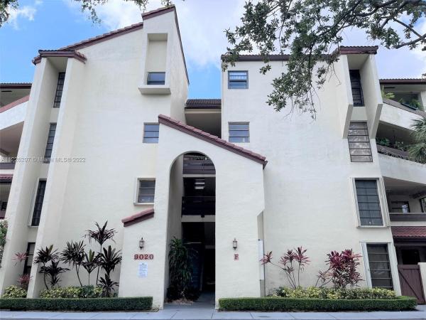 Kenland Bend South, 9020 SW 125th Ave #109F, The Crossings, Florida 33186, image 1