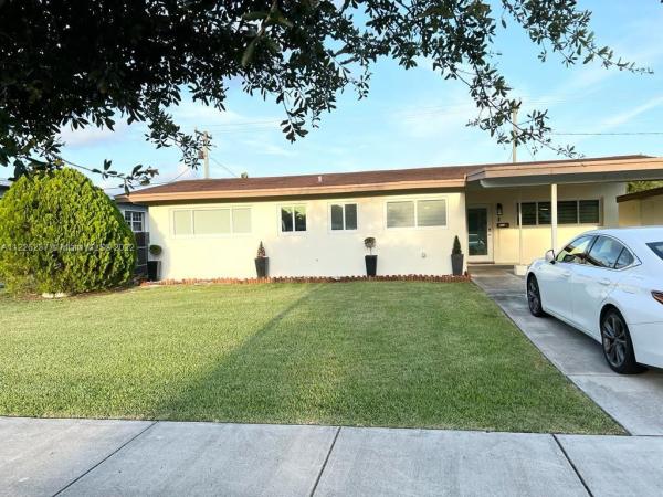 South Coral Homes, 9510 Caribbean Blvd #, Cutler Bay, Florida 33189, image 2
