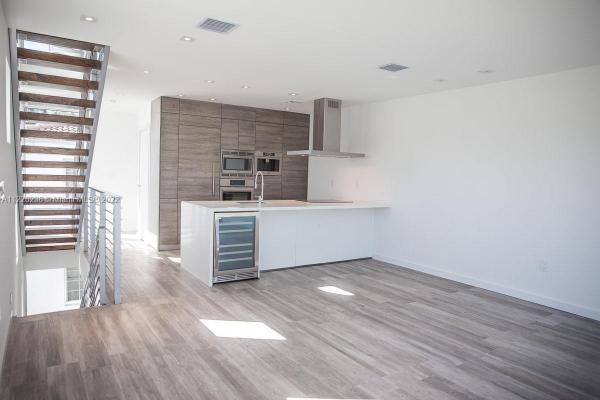 645 Michigan, 645 Michigan Ave #TH2, Miami Beach, Florida 33139, image 1