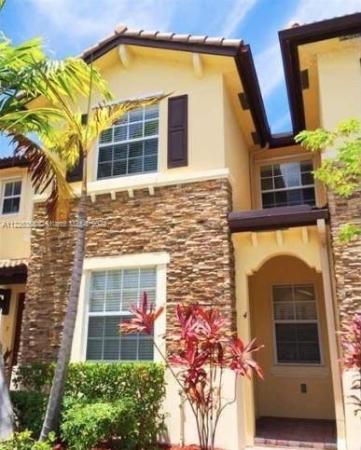 The Shores At Isles Of Bayshore, 9145 SW 227th St #4, Cutler Bay, Florida 33190, image 2