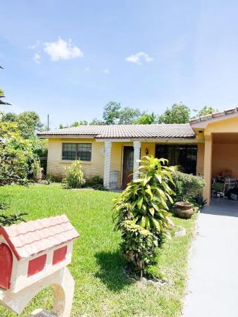 Welwyn Manor, 6246 SW 23rd St, Miramar, Florida 33023, image 2