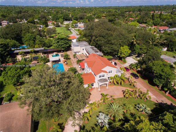 Griffing Biscayne Park Estates, 12746 NE 4th Ave, North Miami, Florida 33161, image 1