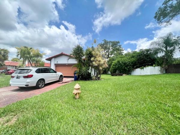 Villas On The Green, 364 NE 195th St #1, Ives Estates, Florida 33179, image 1