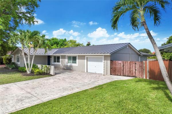 San Sebastian, 5404 SW 135th Ct, Kendale Lakes, Florida 33175, image 1