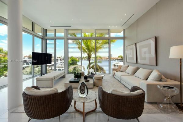 Vida At The Point, 3750 Yacht Club Dr #1, Aventura, Florida 33180, image 1