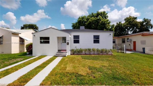 Stephens Manor, 1079 NW 75th St, Gladeview, Florida 33150, image 2