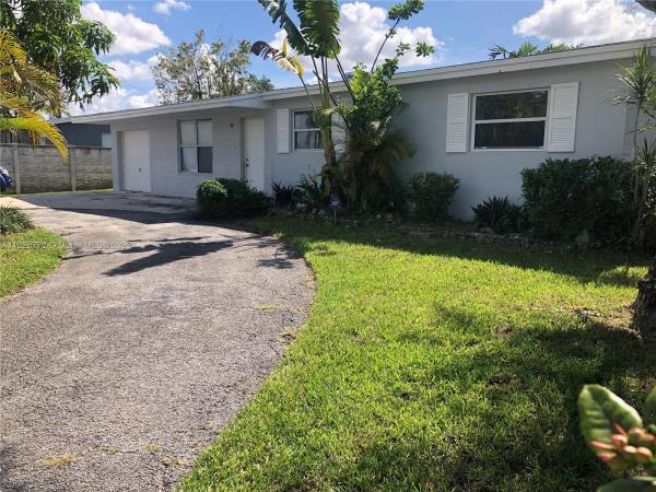 Coral Gardens, 2641 SW 97th Ave, Westchester, Florida 33165, image 2